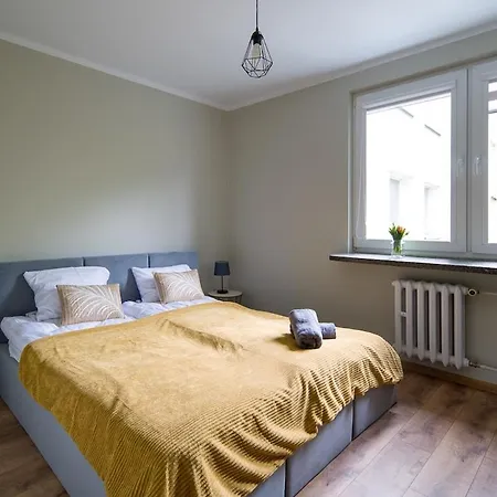 Spacious Oasis In The Center Apartment Krakow